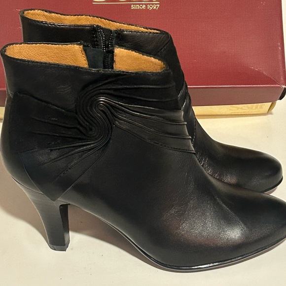Black Leather Ankle Boots - Picture 5 of 5